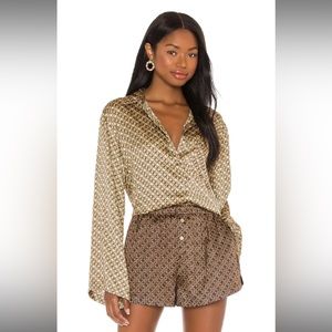 Oversized Button Down in Tan Chain
L'Academie